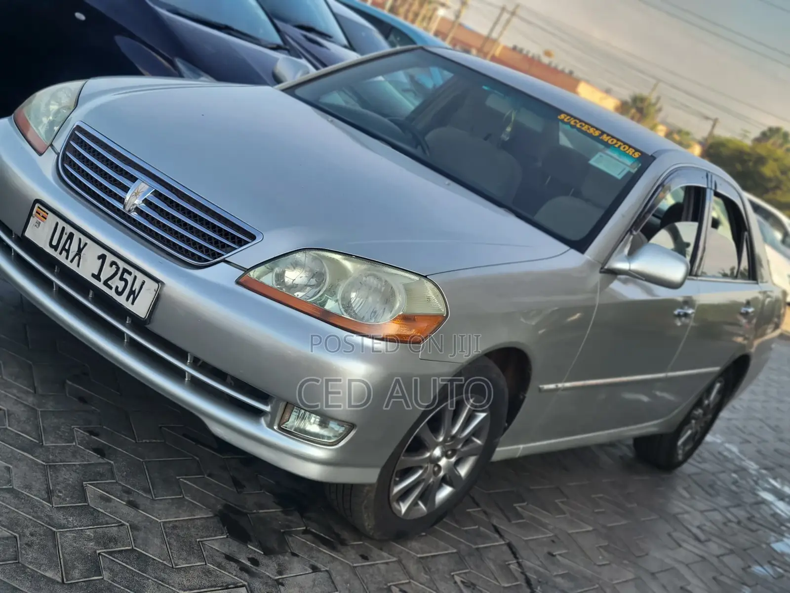 Toyota Mark II 2002 Silver