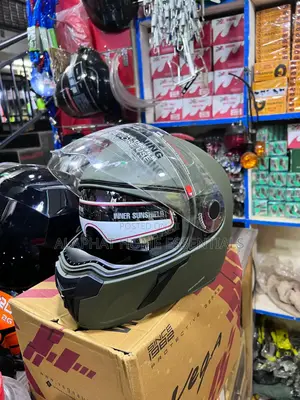 Heavy Duty Motorbike Helmet