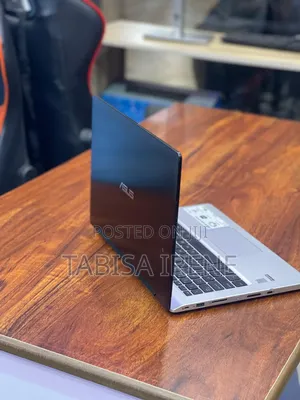 New Asus Transformer Book Flip TP300LA 4GB Intel Core I3 SSD 256GB