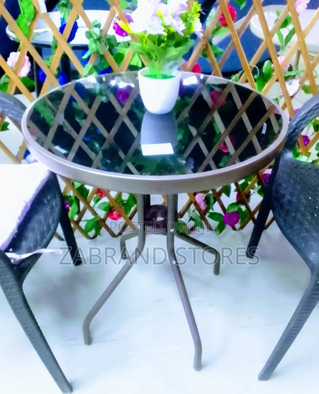 Round Glass Table/ Coffee Table