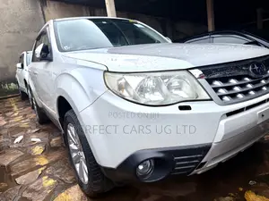Subaru Forester 2.0D XS 2011 Pearl