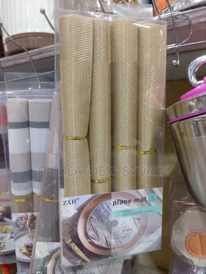 4 Pc Place Mat