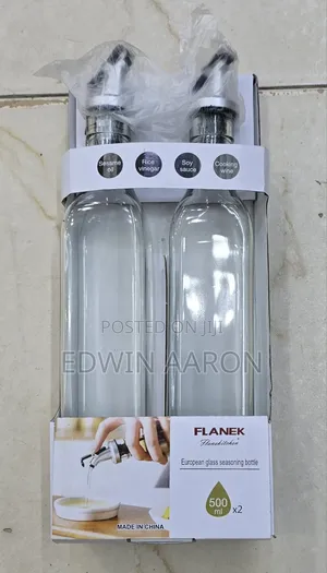2pcs Glass Oil Bottle Dispensers (500mls Each)