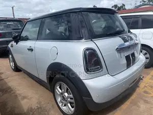 Mini Cooper Classic 2013 White