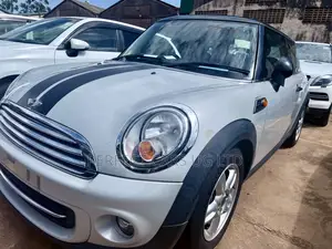 Mini Cooper Classic 2013 White