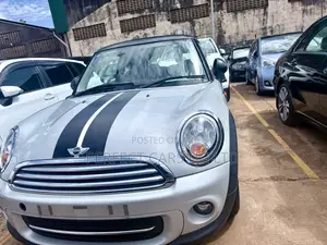 Mini Cooper Classic 2013 White