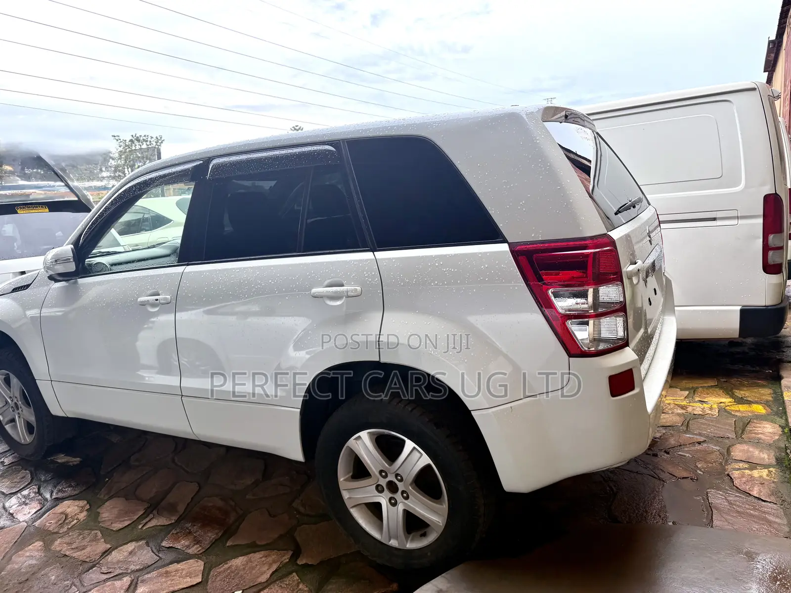 Suzuki Escudo 2015 White