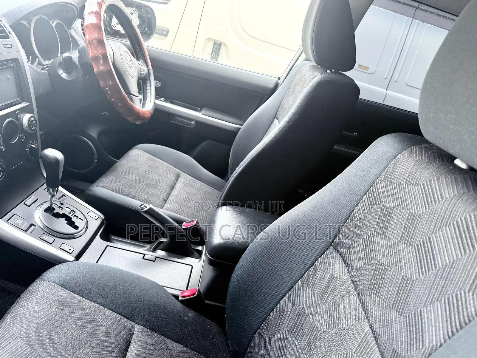 Suzuki Escudo 2015 White