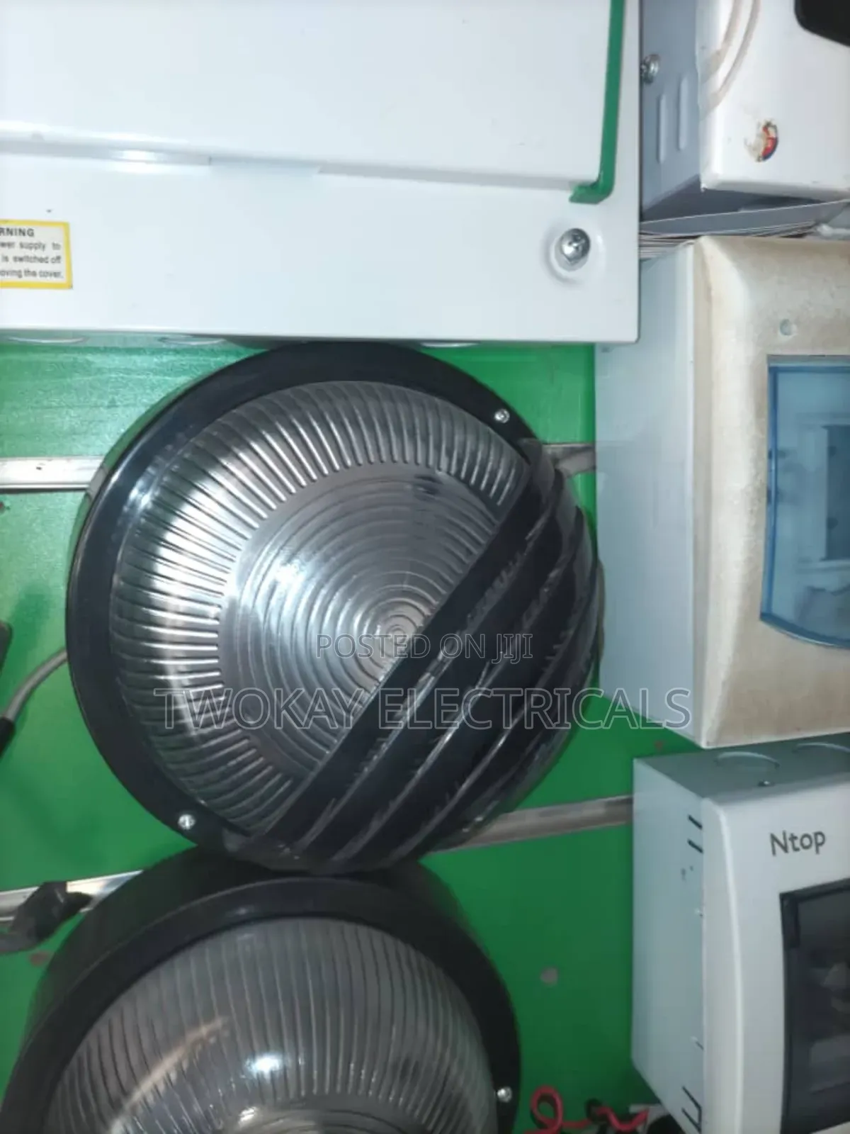 Round Bulk Head Wall Light
