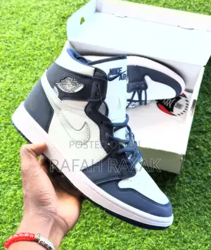 Nike Air Jordan 1 Retro High Blue White Sneakers