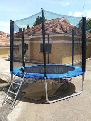 Trampoline (8ft)