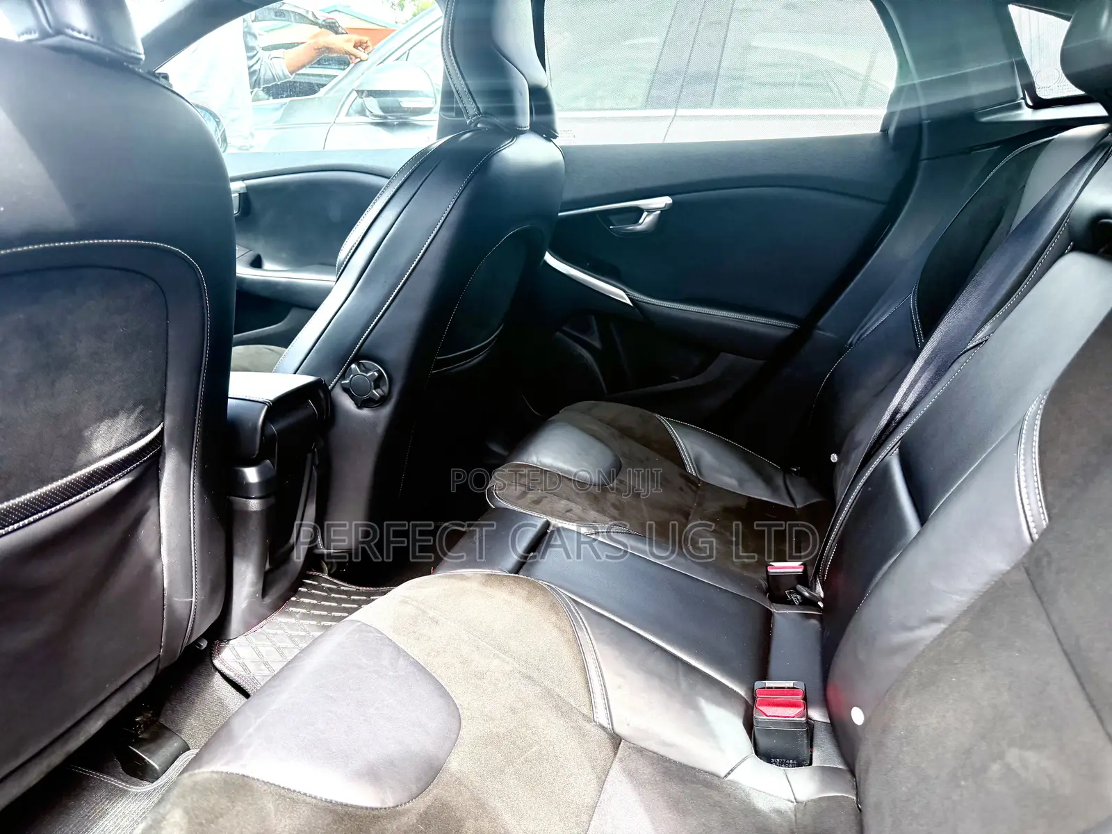 Volvo V40 2014 Black