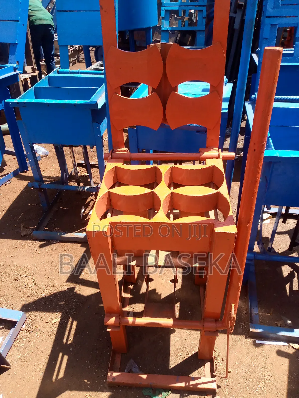 Local Made Paver Moulding Machine