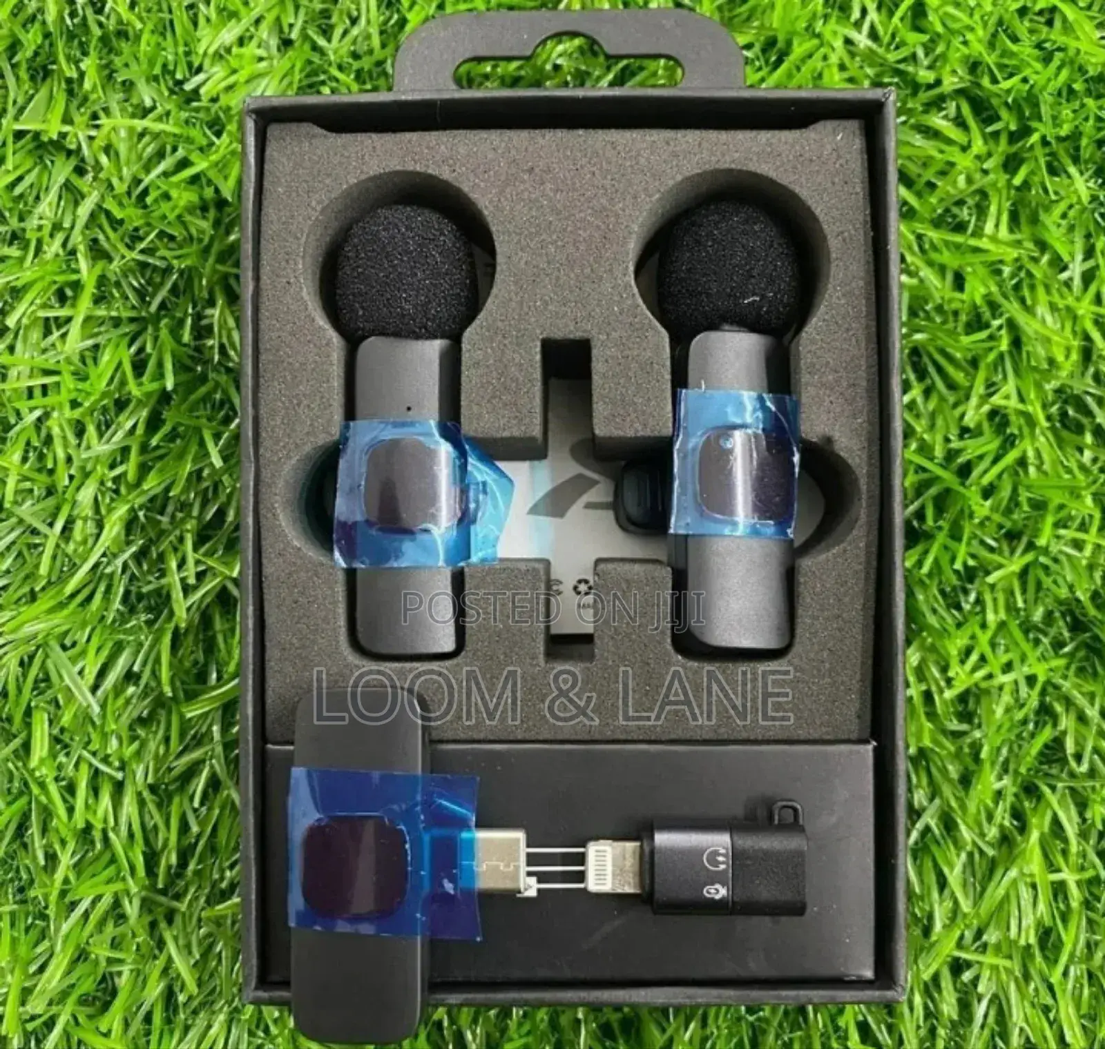 Dual Wireless Lavaliere Collar Microphone