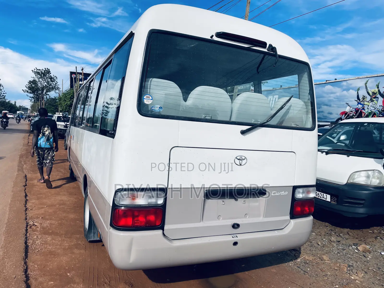 Toyota Coaster 2013 Silver