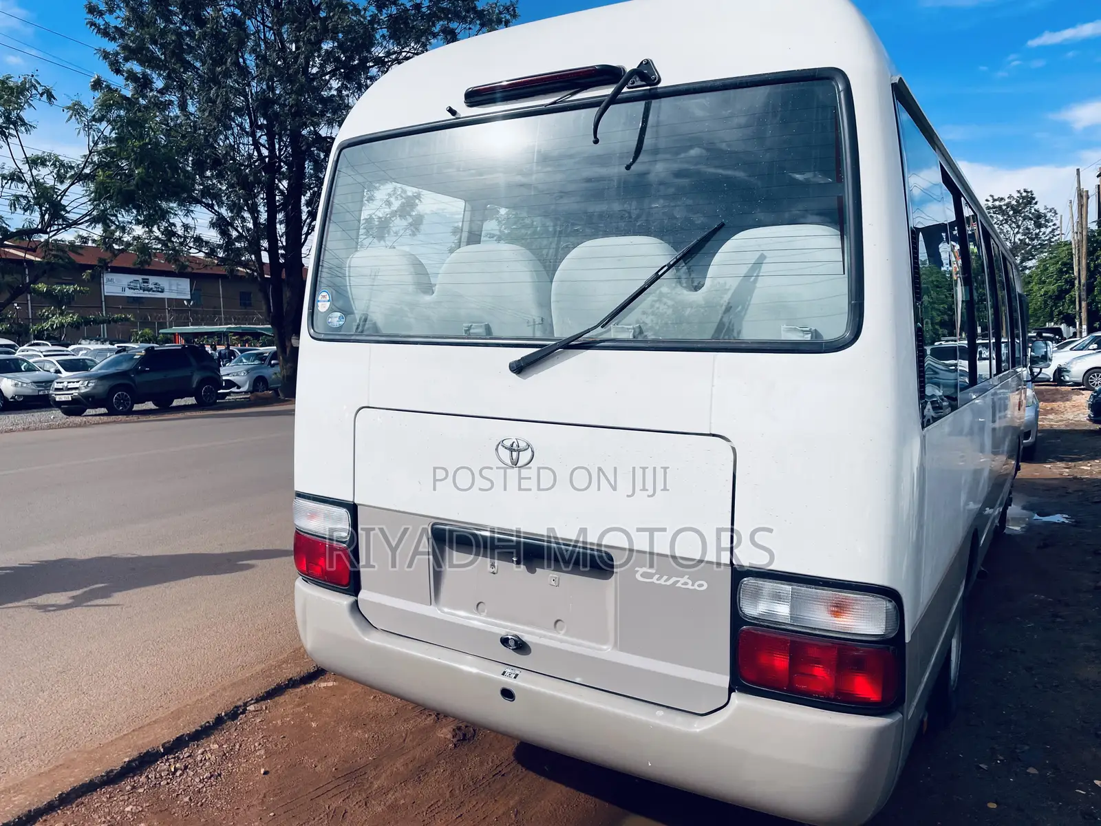 Toyota Coaster 2013 Silver