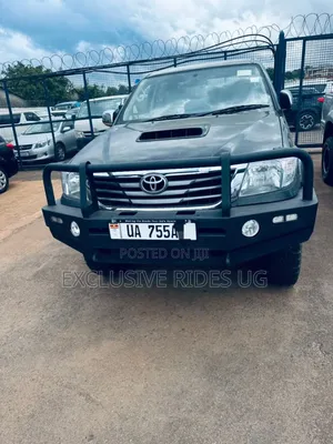 Toyota Hilux SR5 4x4 2013 Black