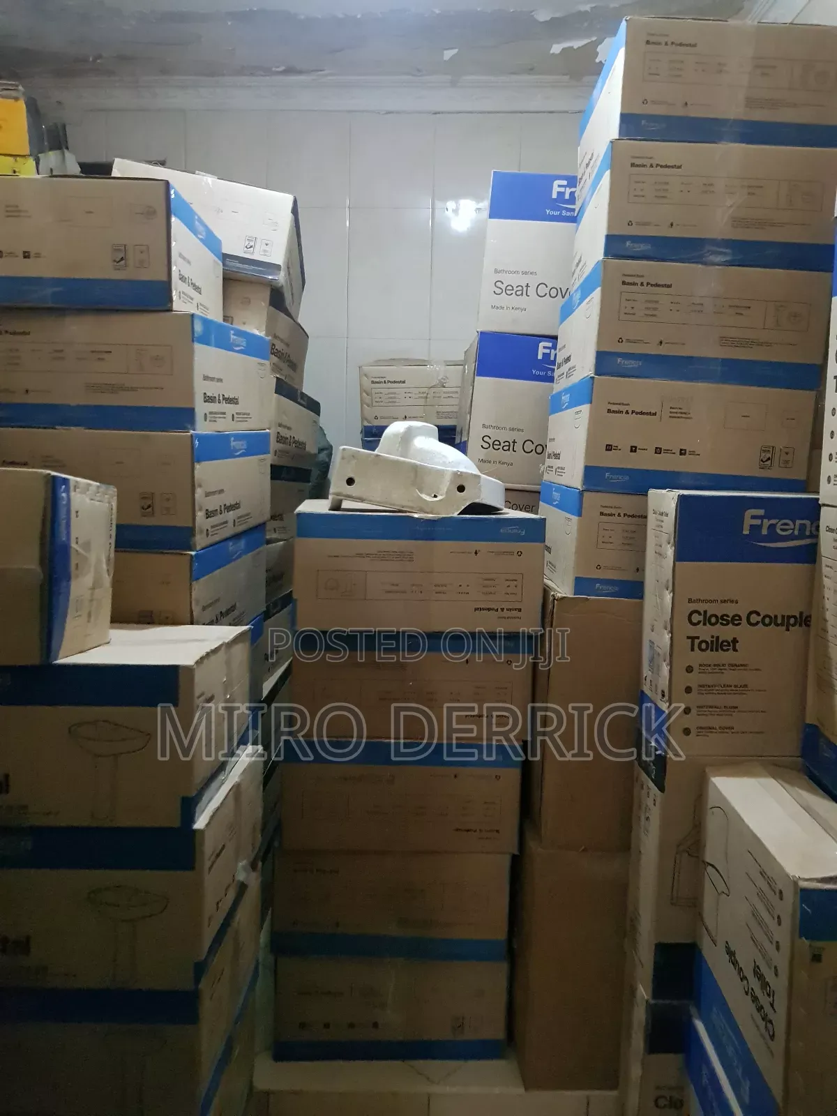 Frencia Toilets Complete Set
