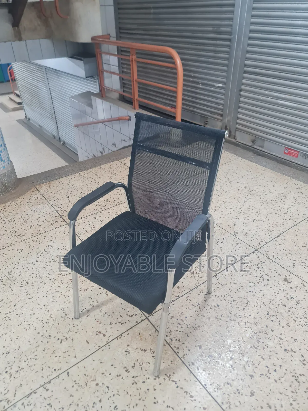 Mesh Back Office Chairs Legs Straight