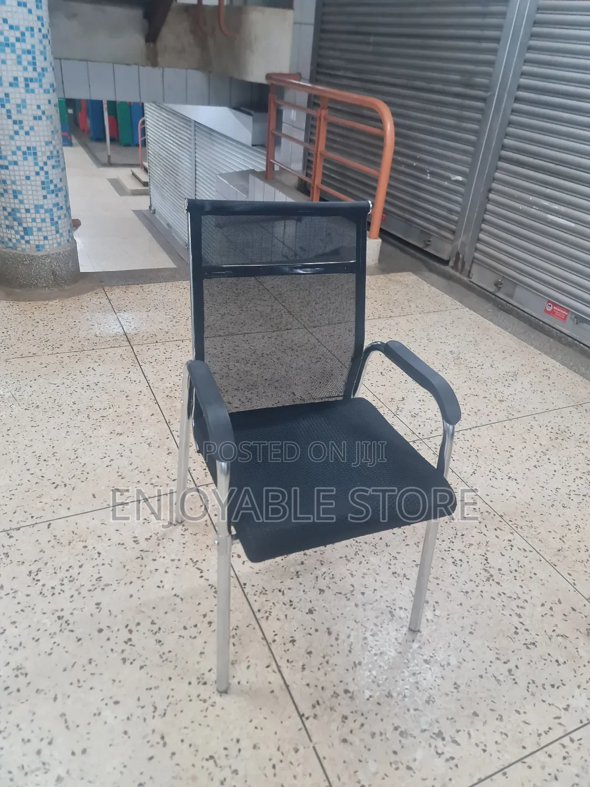 Mesh Back Office Chairs Legs Straight