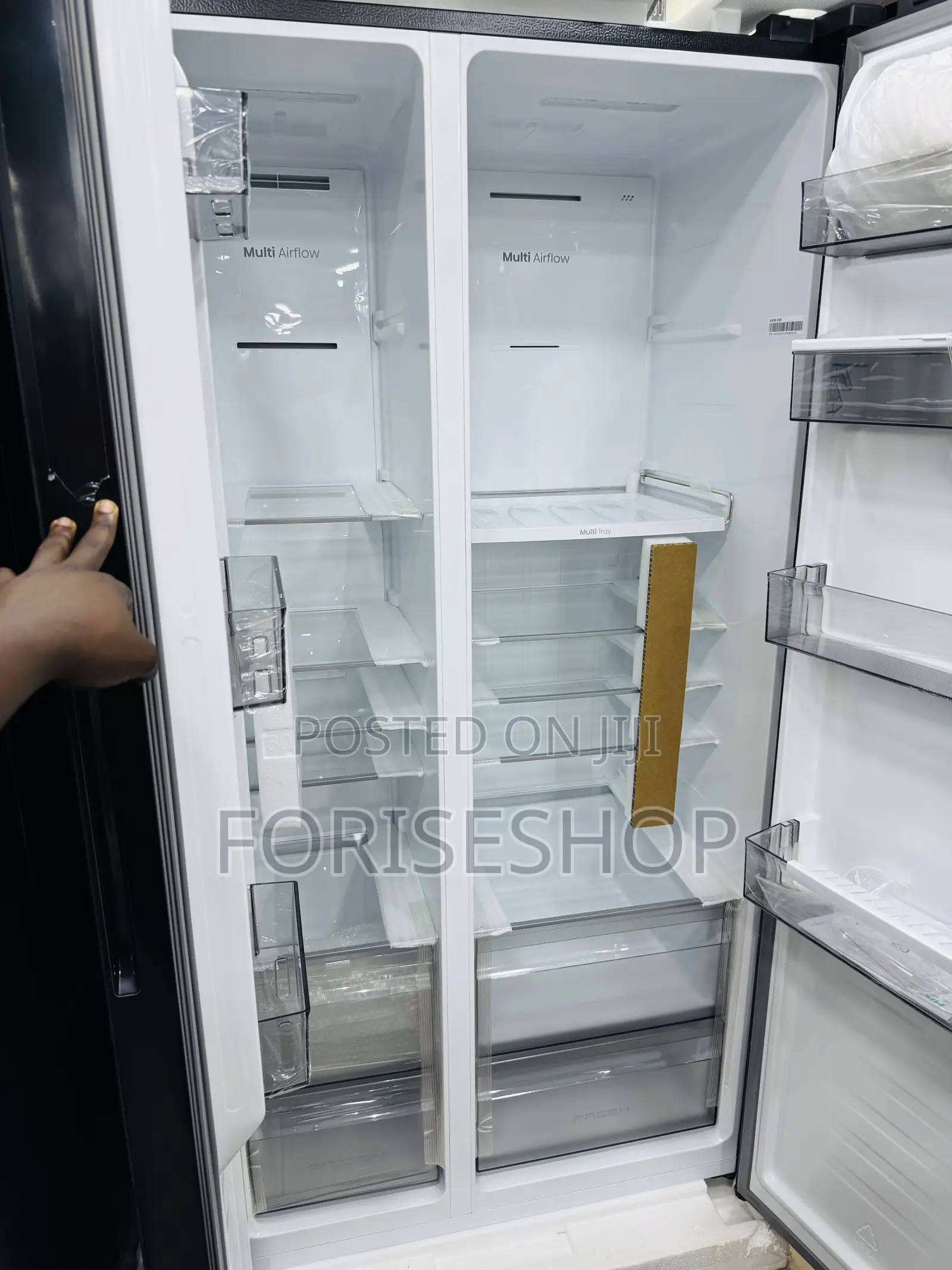 Hisense 750 Litres Side By Side Refrigerator