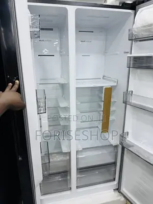 Hisense 750 Litres Side By Side Refrigerator