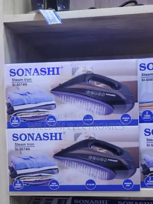 Sonashi Steam Iron With Ceramic Soleplate - 2200w
