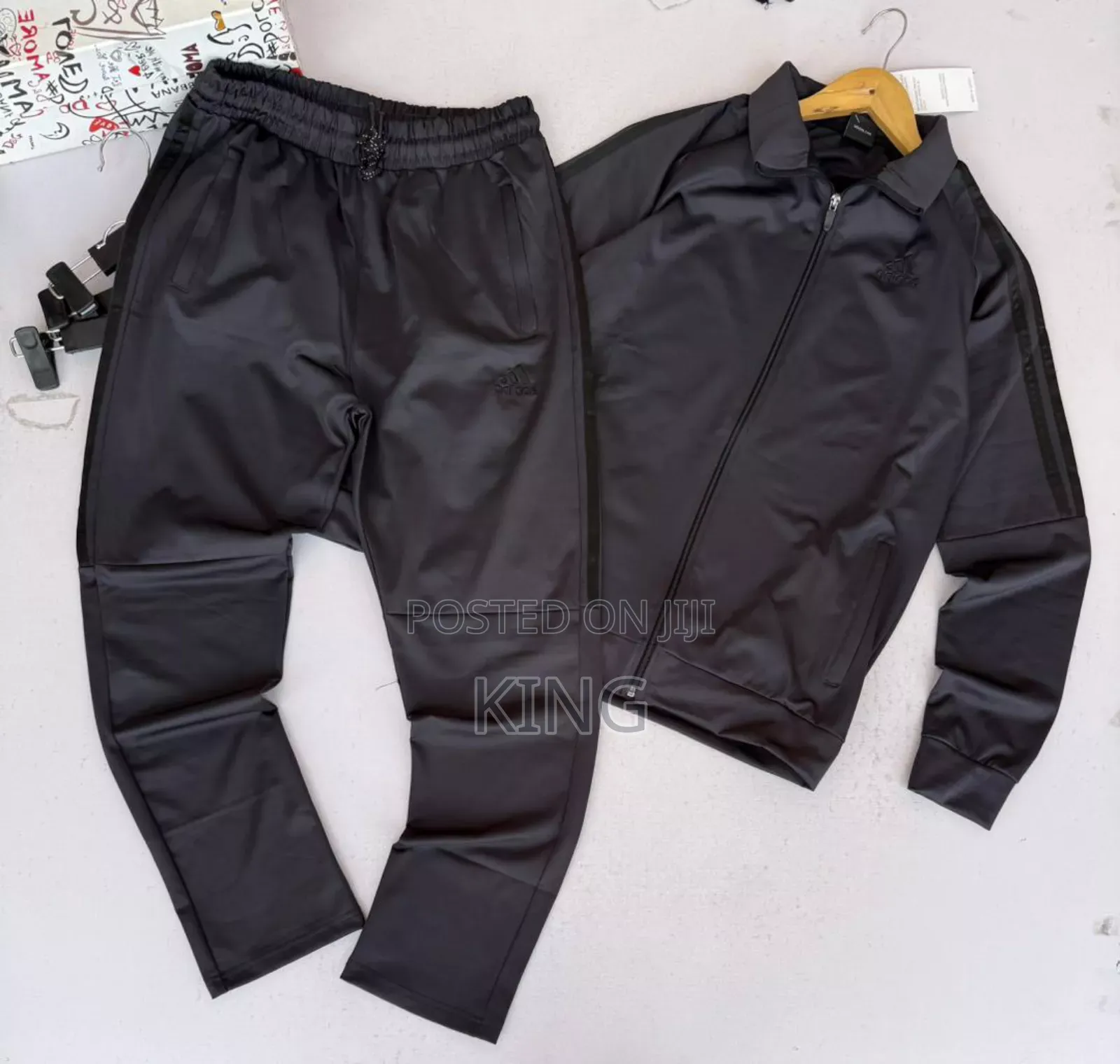 Vibrate Tracksuit