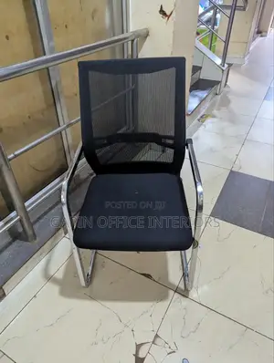Second Hand Non Moving Chair