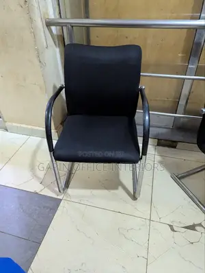 Office Chair With a Refurbished Cloth Net