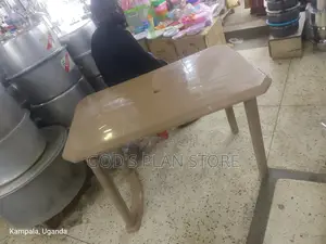 Plastic Table Plastic Table (Nile)