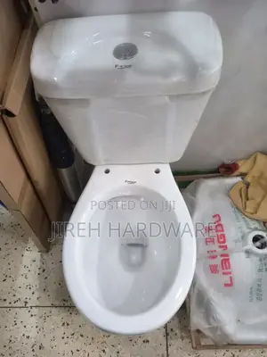 Frencia Toilet