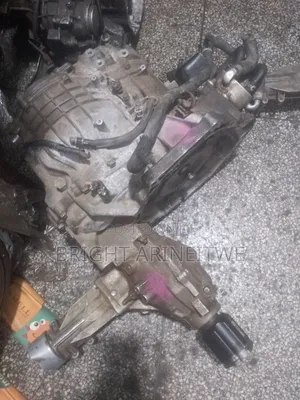 Gearbox for Toyota Noah 3zr 2008-2012 Four Wheel Drive.