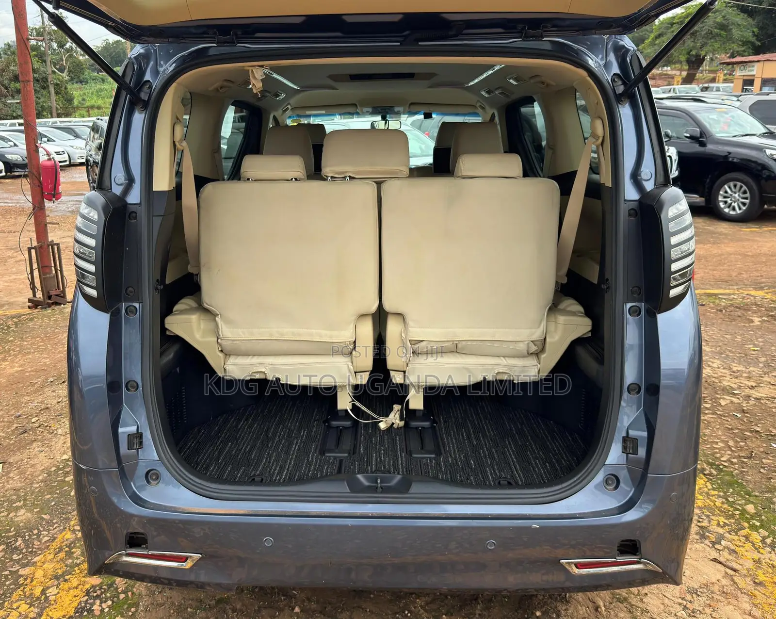 Toyota Vellfire 2016 Blue