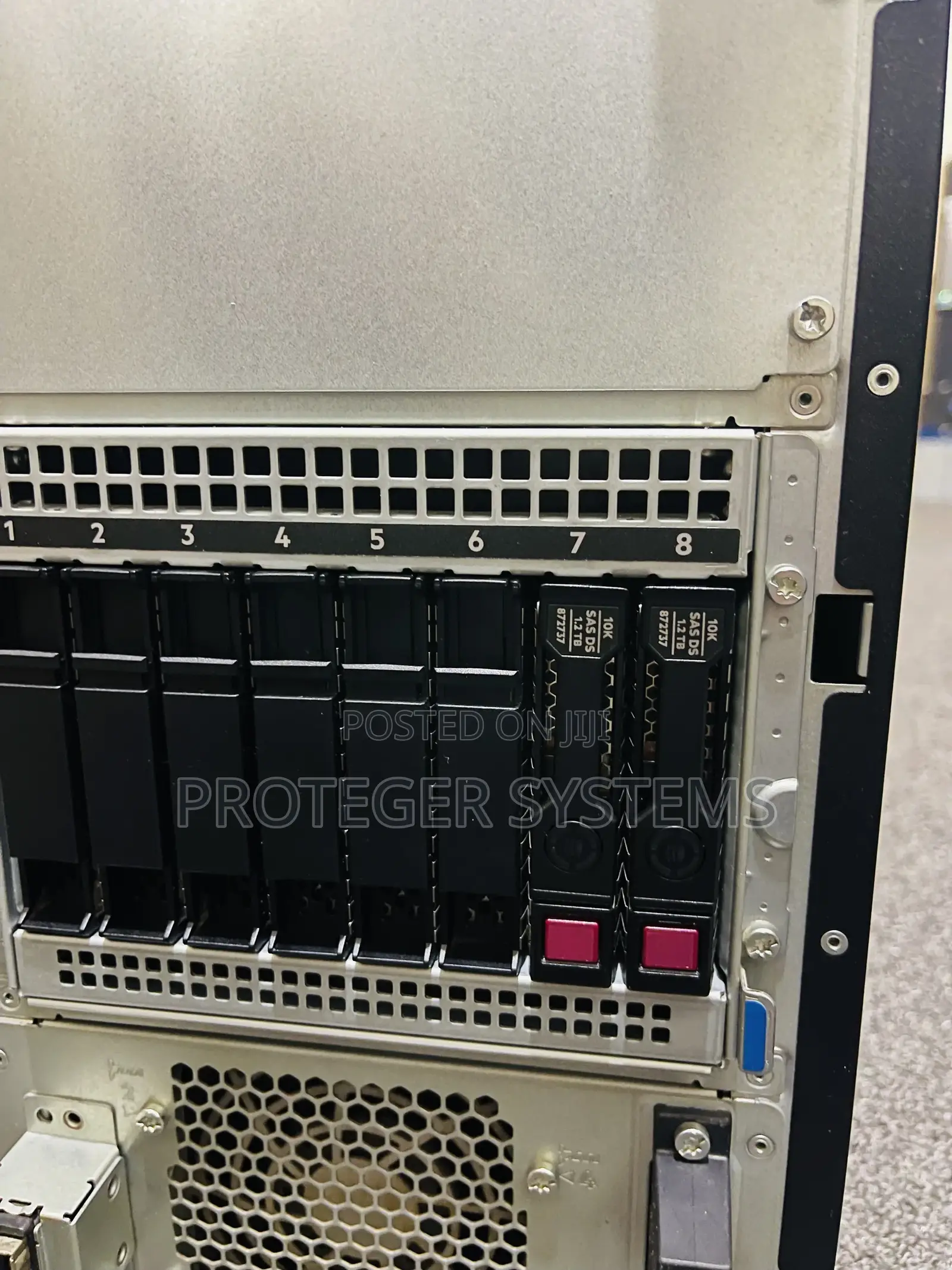 Server HP ProLiant ML 32GB Intel Xeon HDD+SSD 2T