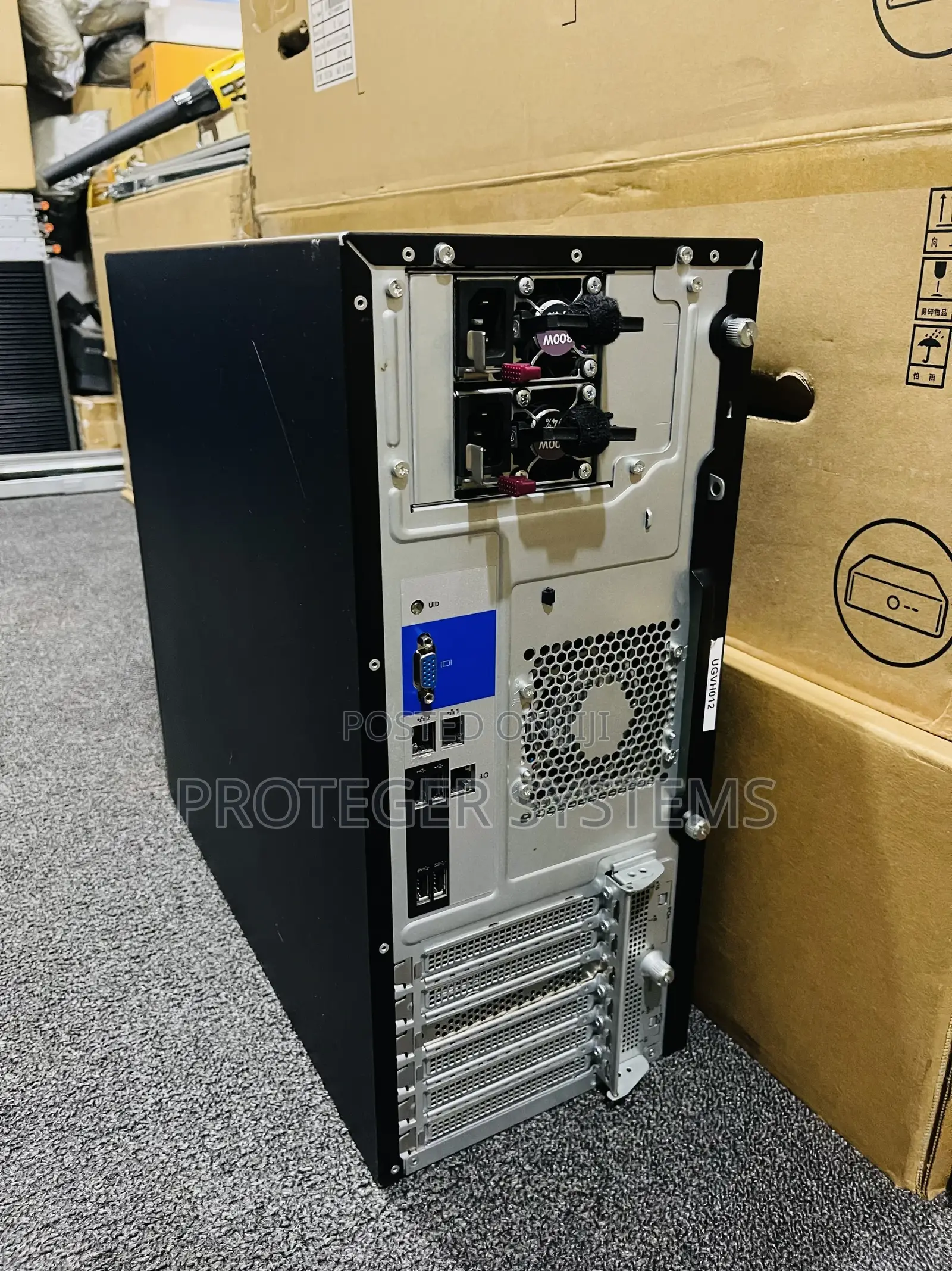 Server HP ProLiant ML 32GB Intel Xeon HDD+SSD 2T