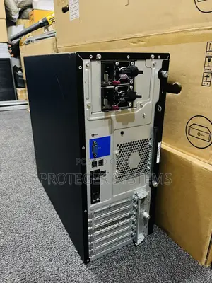 Server HP ProLiant ML 32GB Intel Xeon HDD+SSD 2T