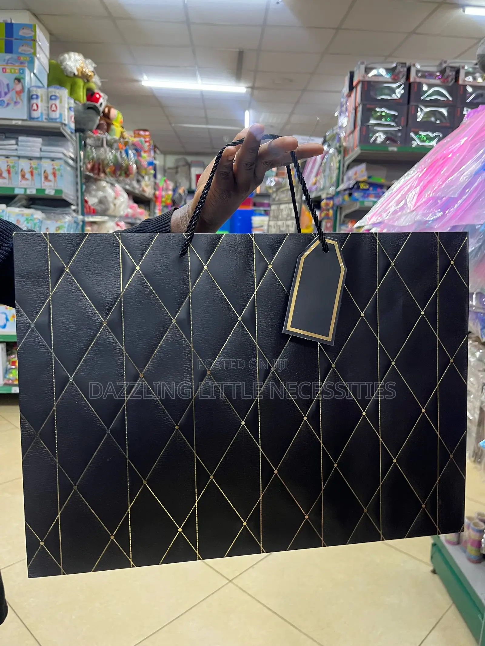 Onyx Gift Bag With Message Tag - Black