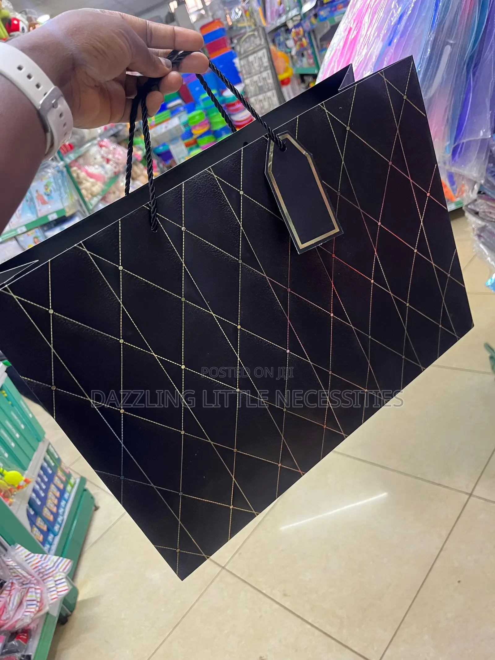 Onyx Gift Bag With Message Tag - Black