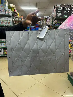 Lava Gift Bag Gray