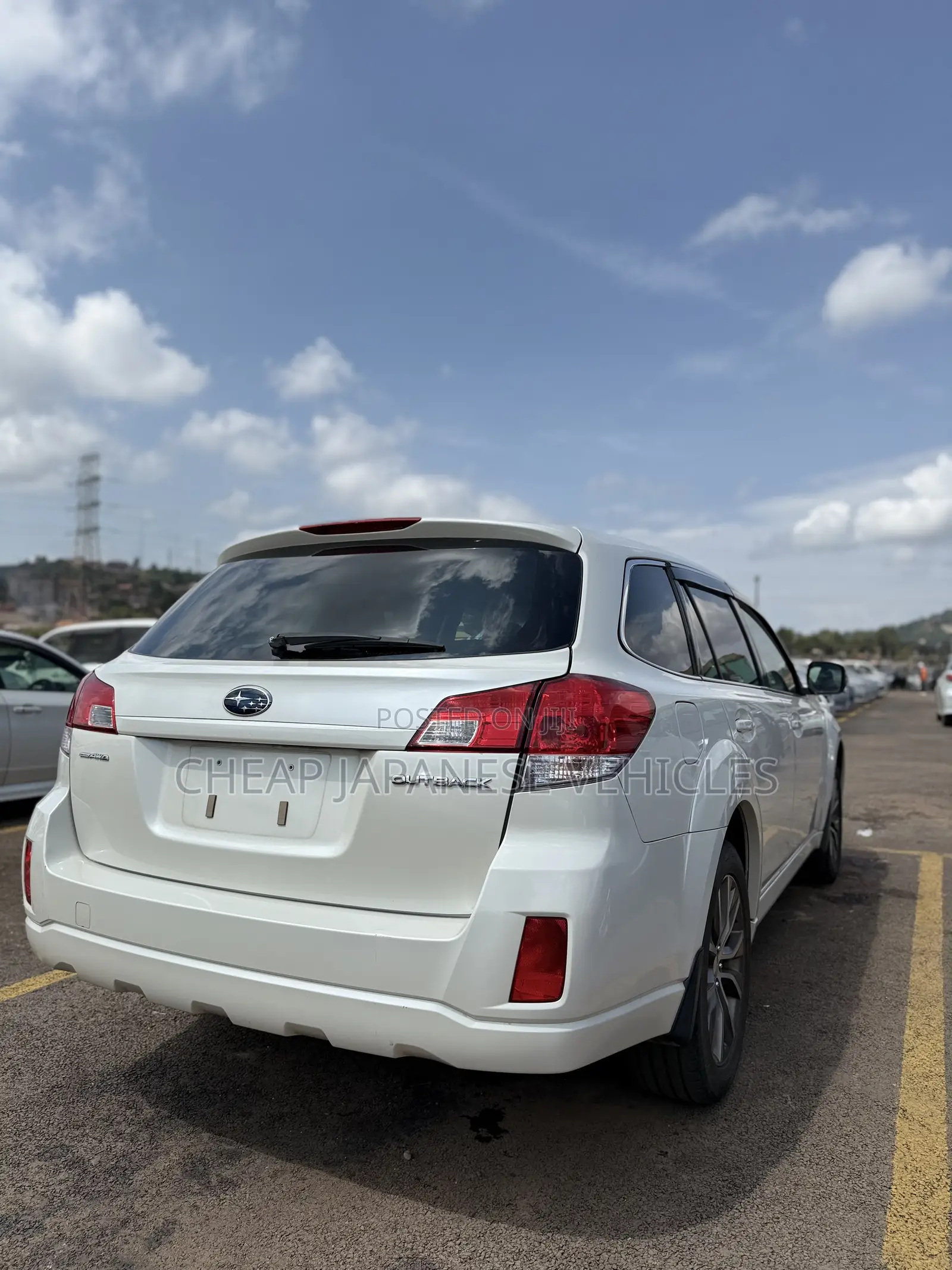 Subaru Outback 2.5i Premium PZEV 2012 White