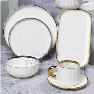 32 Piece Dinner Set