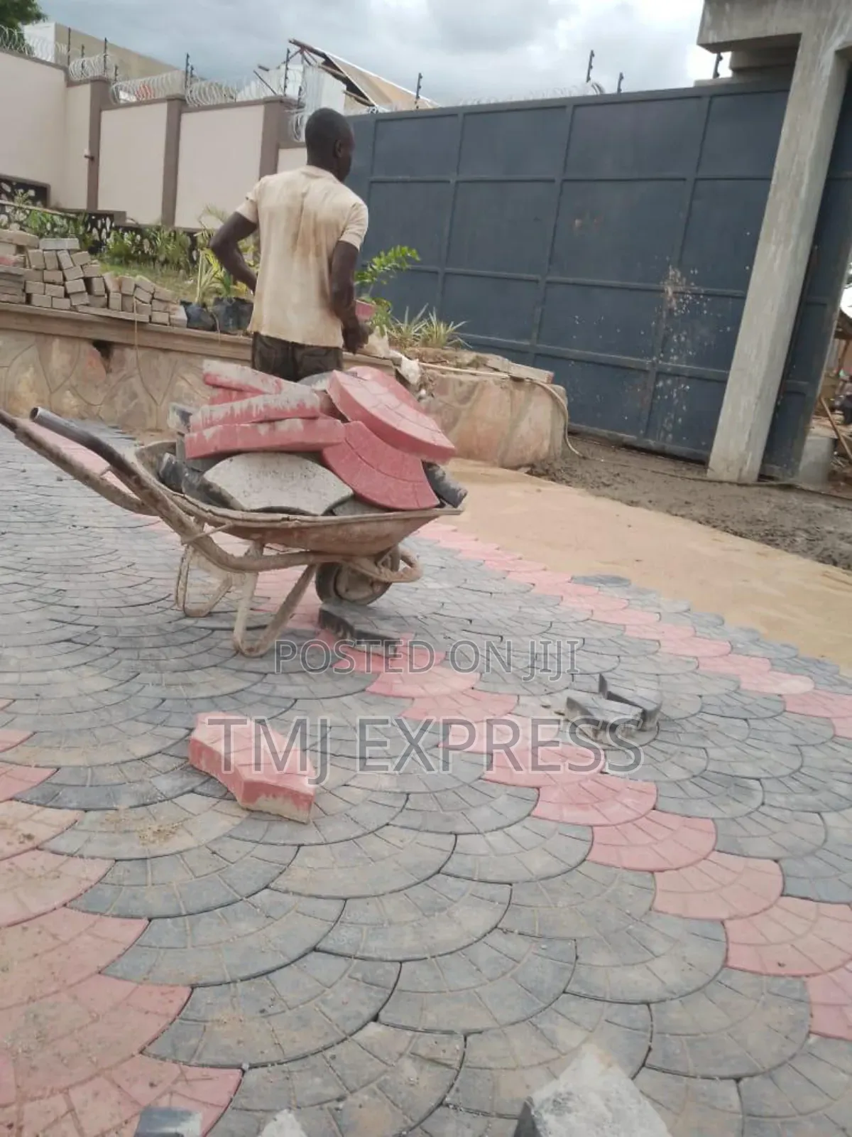 Coloured Paver Per Square Meter