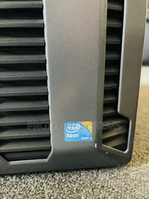 Server Dell PowerEdge T630 32GB Intel Xeon HDD 2T
