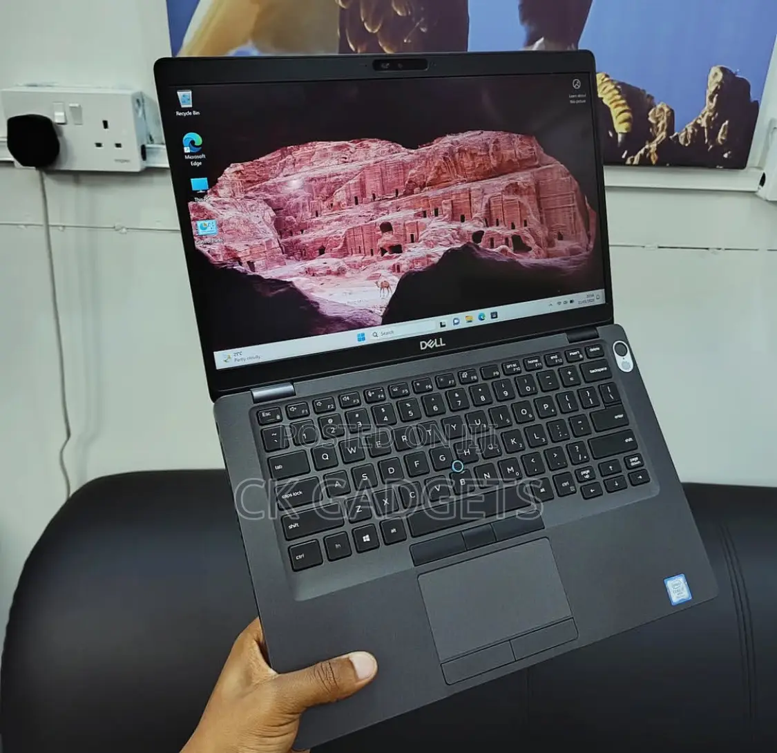 New Laptop Dell Latitude 5400 8GB Intel Core I5 SSD 256GB