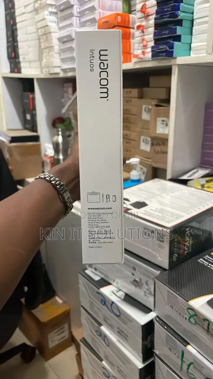 Wacom Intuos Signature Pad.