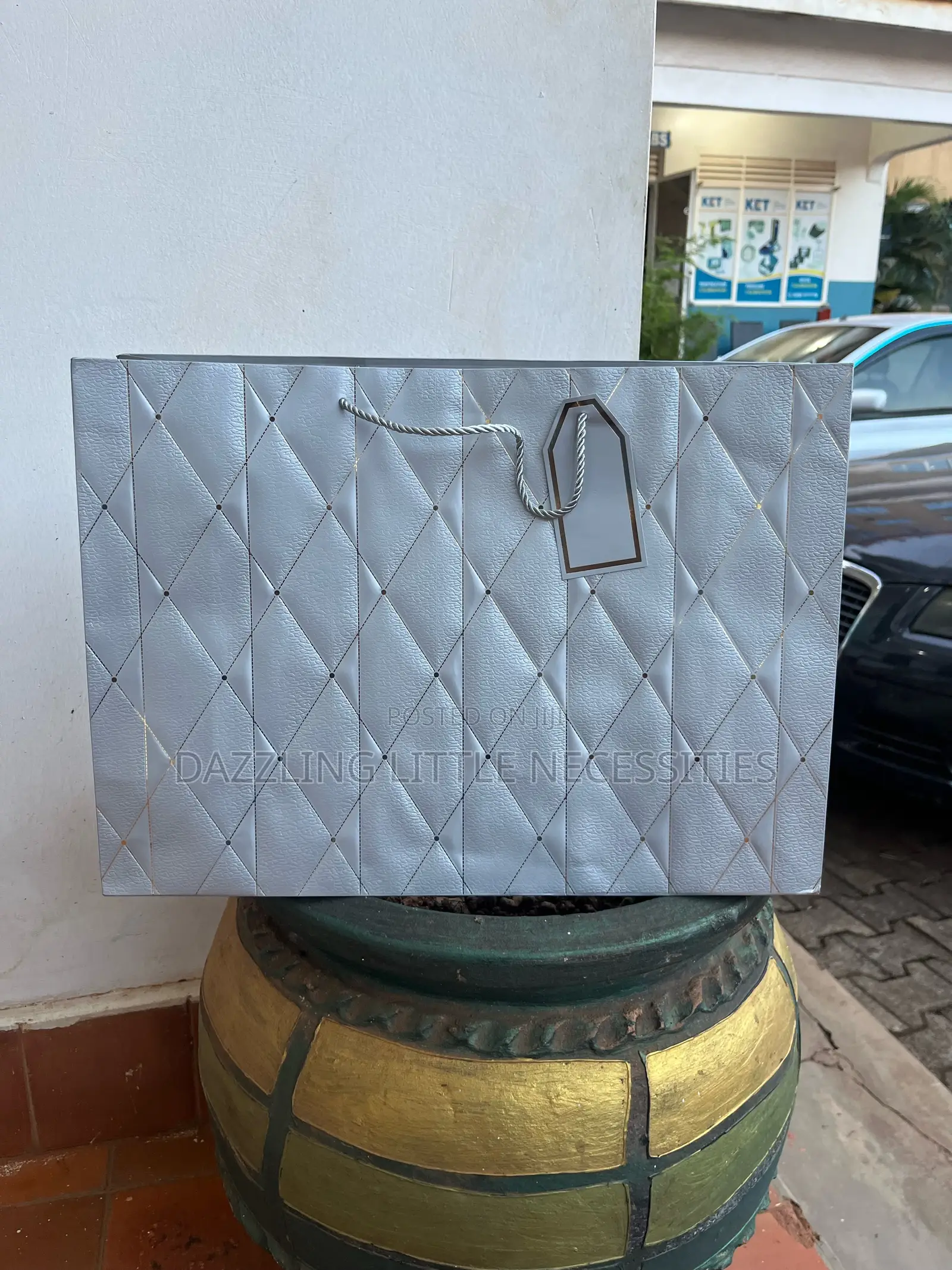 Lava Gift Bag Gray