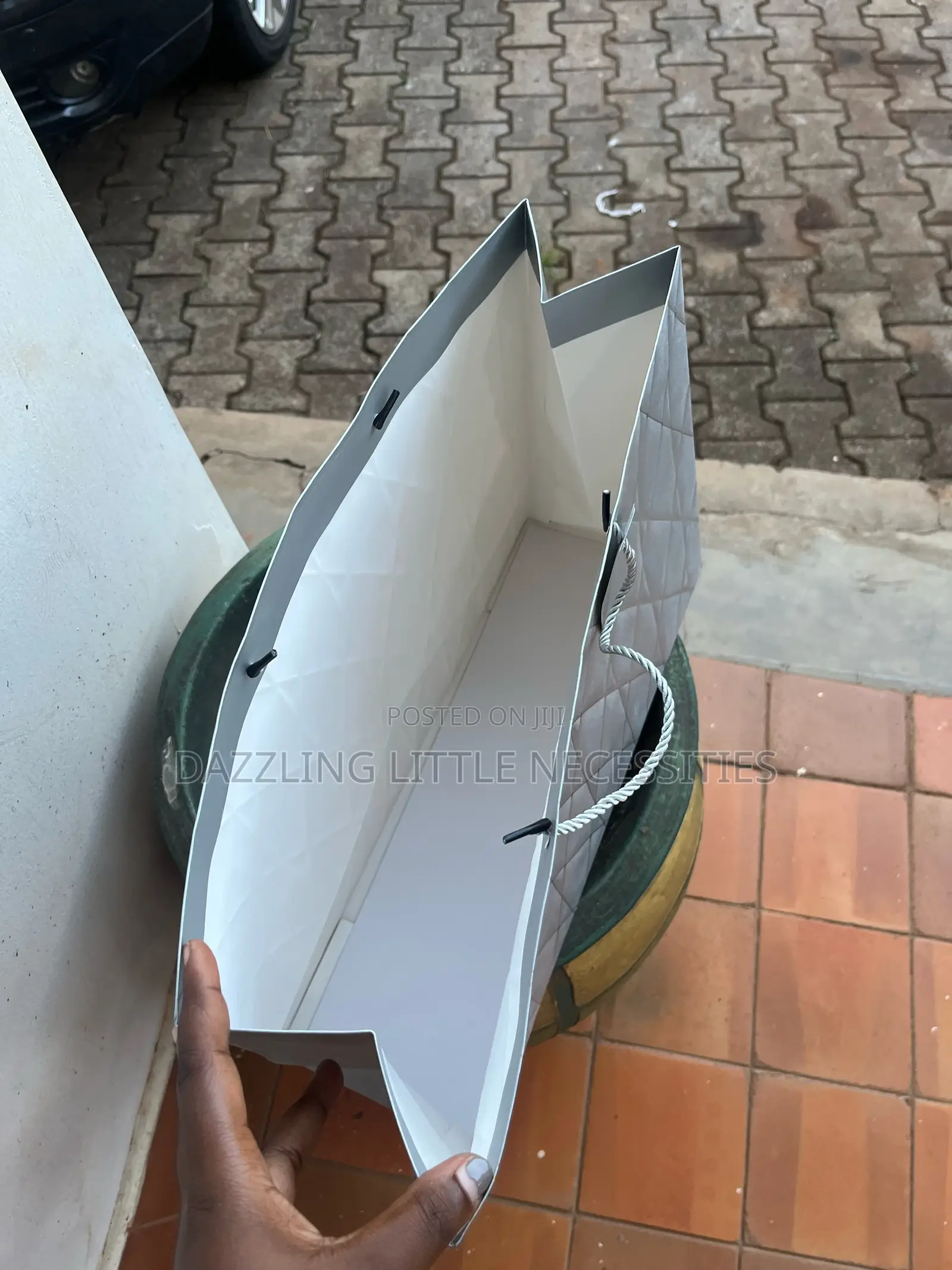 Lava Gift Bag Gray