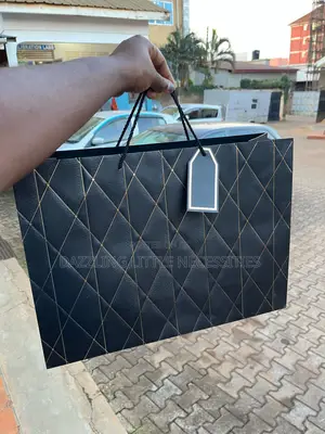 Onyx Gift Bag With Message Tag - Black