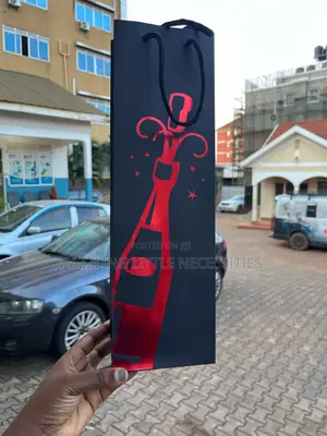 Pinot Wine Gift Bag